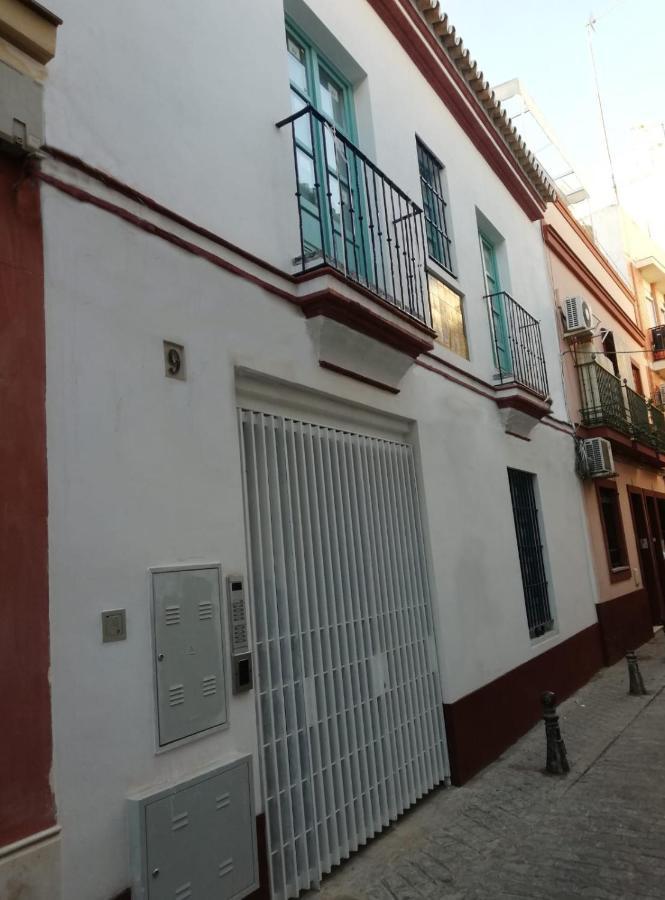 Covadonga 9 Apartments - Triana セビリア エクステリア 写真