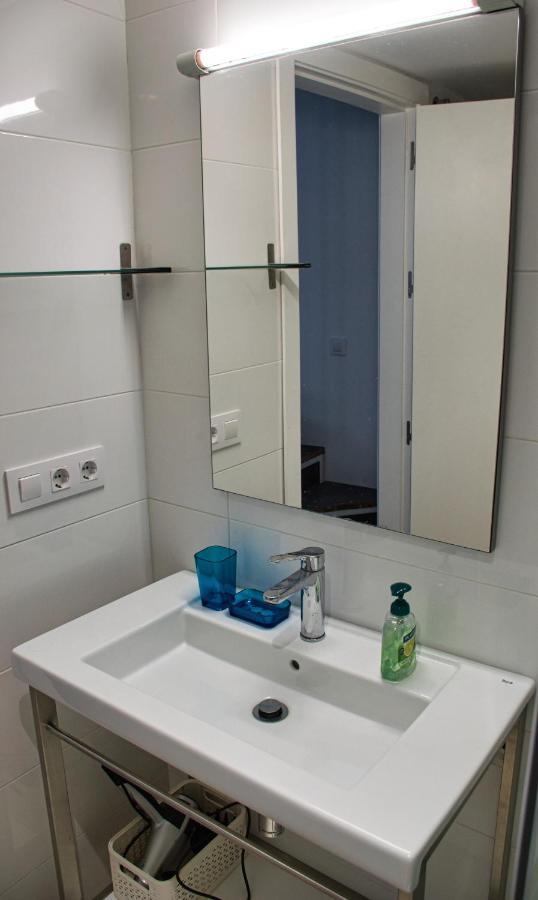 Covadonga 9 Apartments - Triana セビリア エクステリア 写真